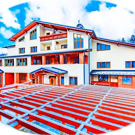 Atava Family House Hotel Yaremche Bagian luar foto